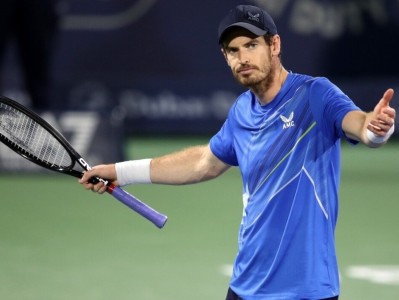 体育赛事穆雷回归赛场，战术调整首场状态亮眼，西班牙队观众沸腾！(穆桂英外传战马)